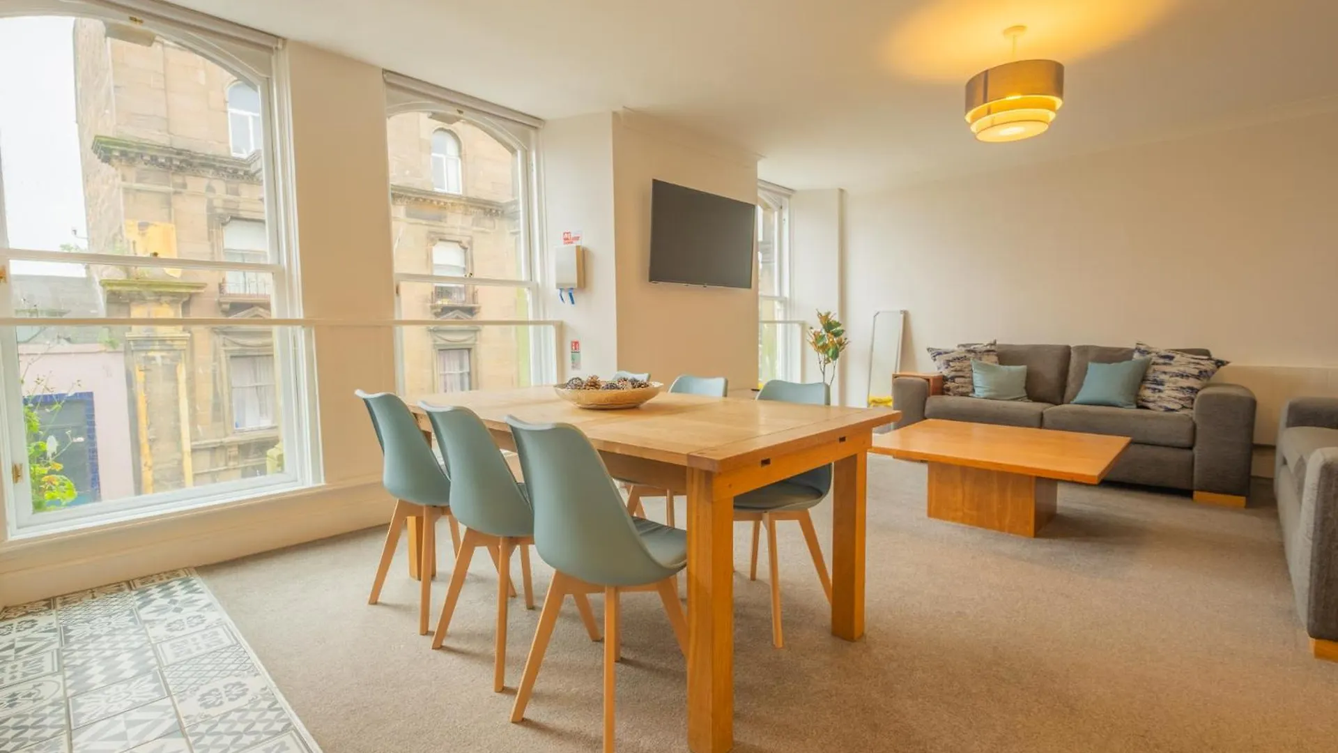 Henrys Apartment, Accommodates 6 Guests Dundee